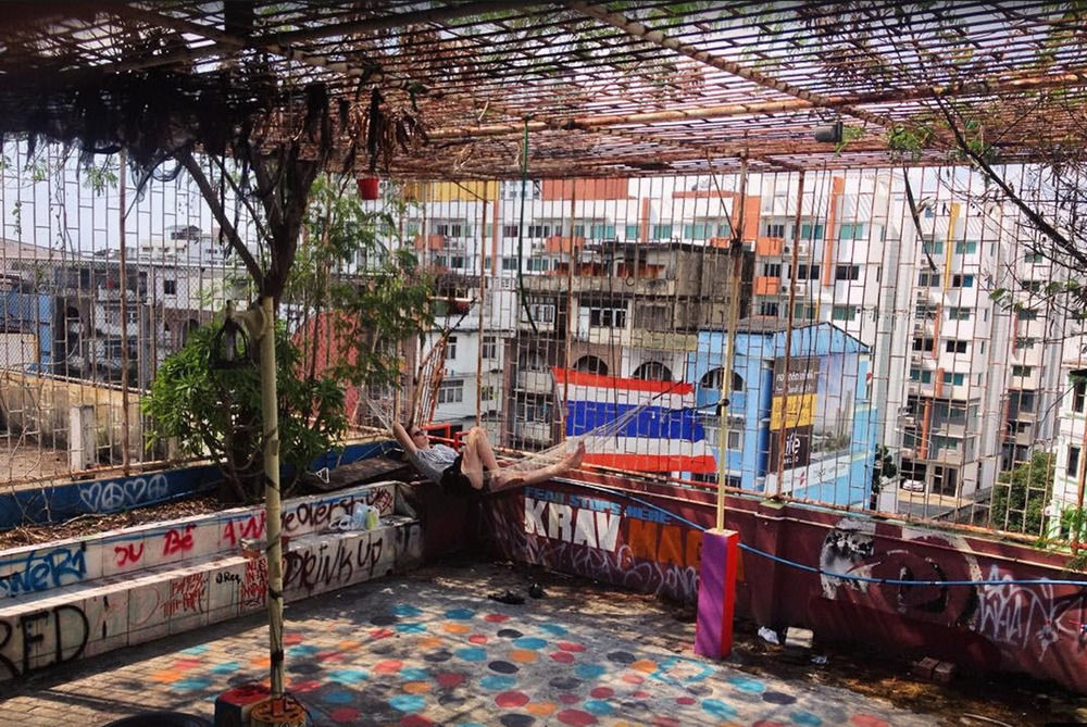 The Overstay Bangkok Exterior foto